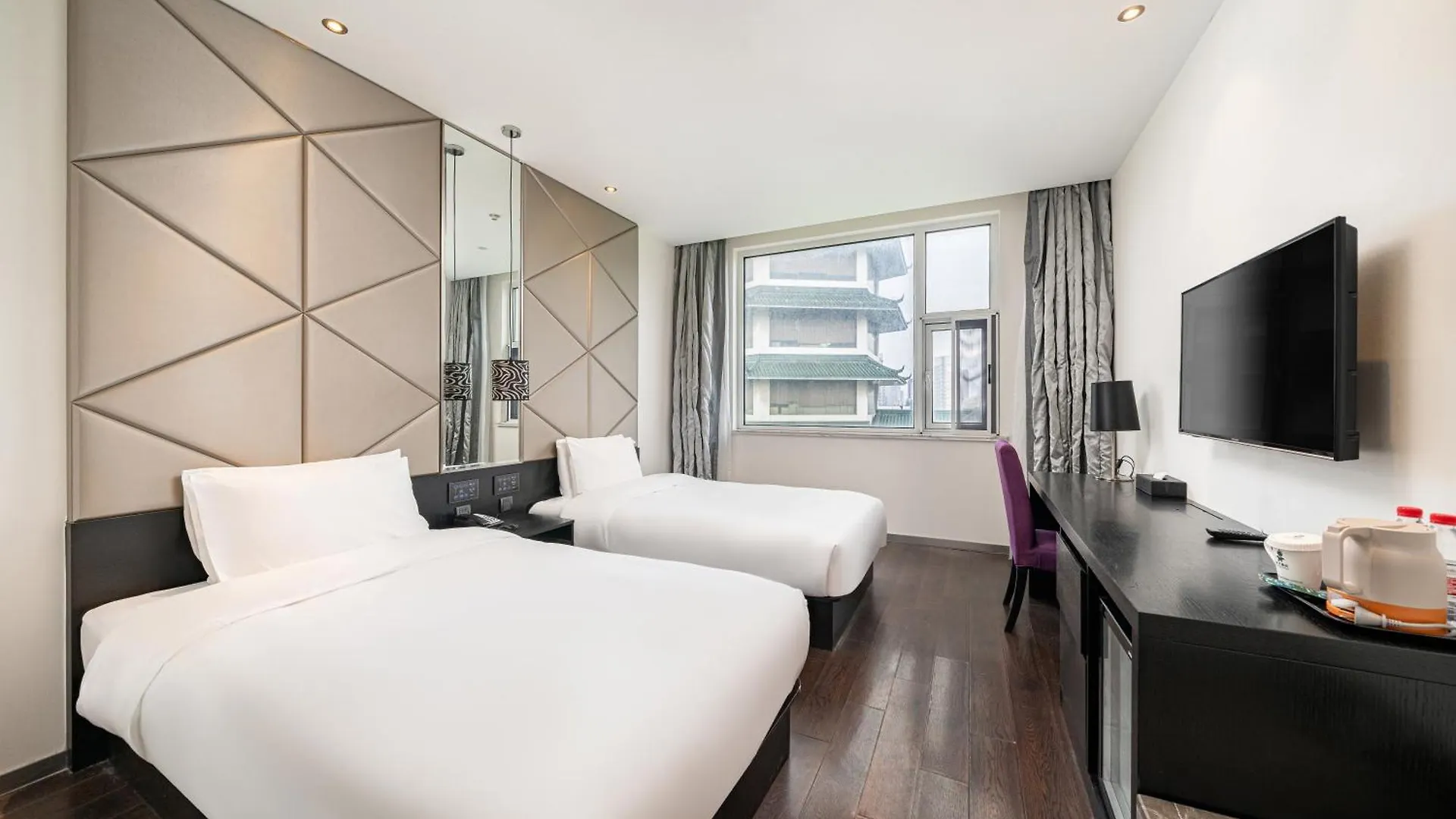 Orange Hotel Shanghai Hongqiao: Airport Shuttle Service 4*,  China