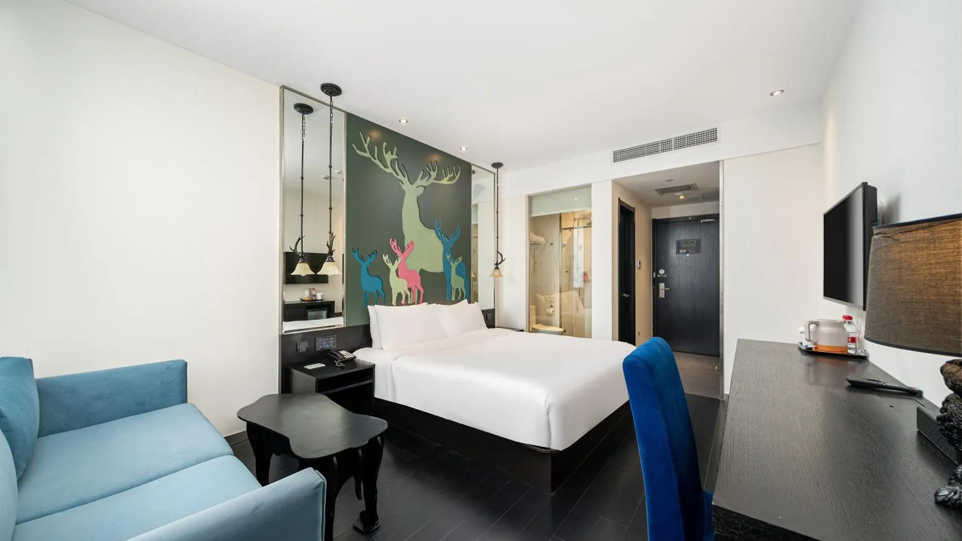 Orange Hotel Shanghai Hongqiao: Airport Shuttle Service