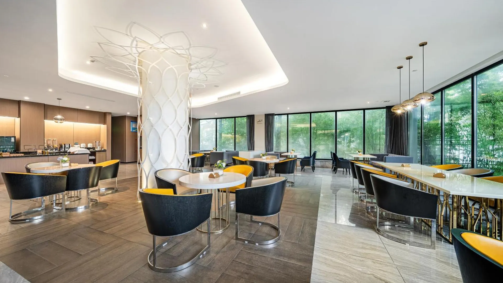 Orange Hotel Shanghai Hongqiao: Airport Shuttle Service 4*,